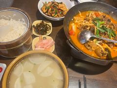 -富正毅三下锅·湘西韵味(天门山索道店)