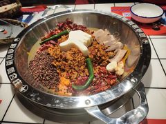 -贤合庄卤味火锅(时代广场店)