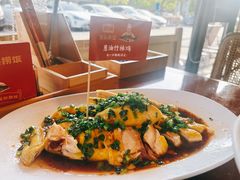 -魏铭鱼头捞饭(晋阳路店)