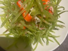 莴笋拌蟹柳-吕氏焗小鲜•海鲜青岛菜(八大关店)