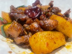 -隔壁老王·家常云南菜(花巷店)