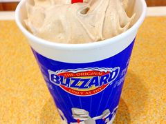 乌龙茶杏仁-DQ·蛋糕·冰淇淋(虹口龙之梦店)