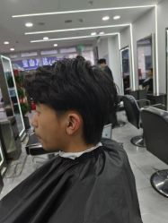 -Coo Hair salon