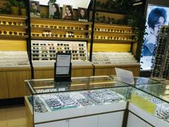 -精益眼镜(建三店)