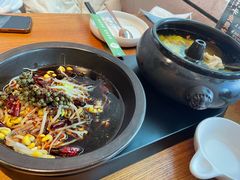 云南经典汽锅鸡-云海肴·汽锅鸡·云南菜(苏州中心店)