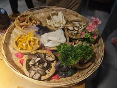 -菌彩云南野生菌火锅(万达广场店)