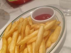 -菲滋意式餐厅(富阳东方茂店)