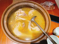 -房县土本味土鸡汤特色餐厅(沌口店)