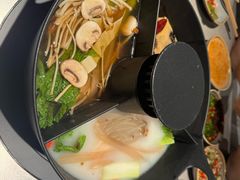 -皇城老妈·大连海鲜火锅(港湾店)