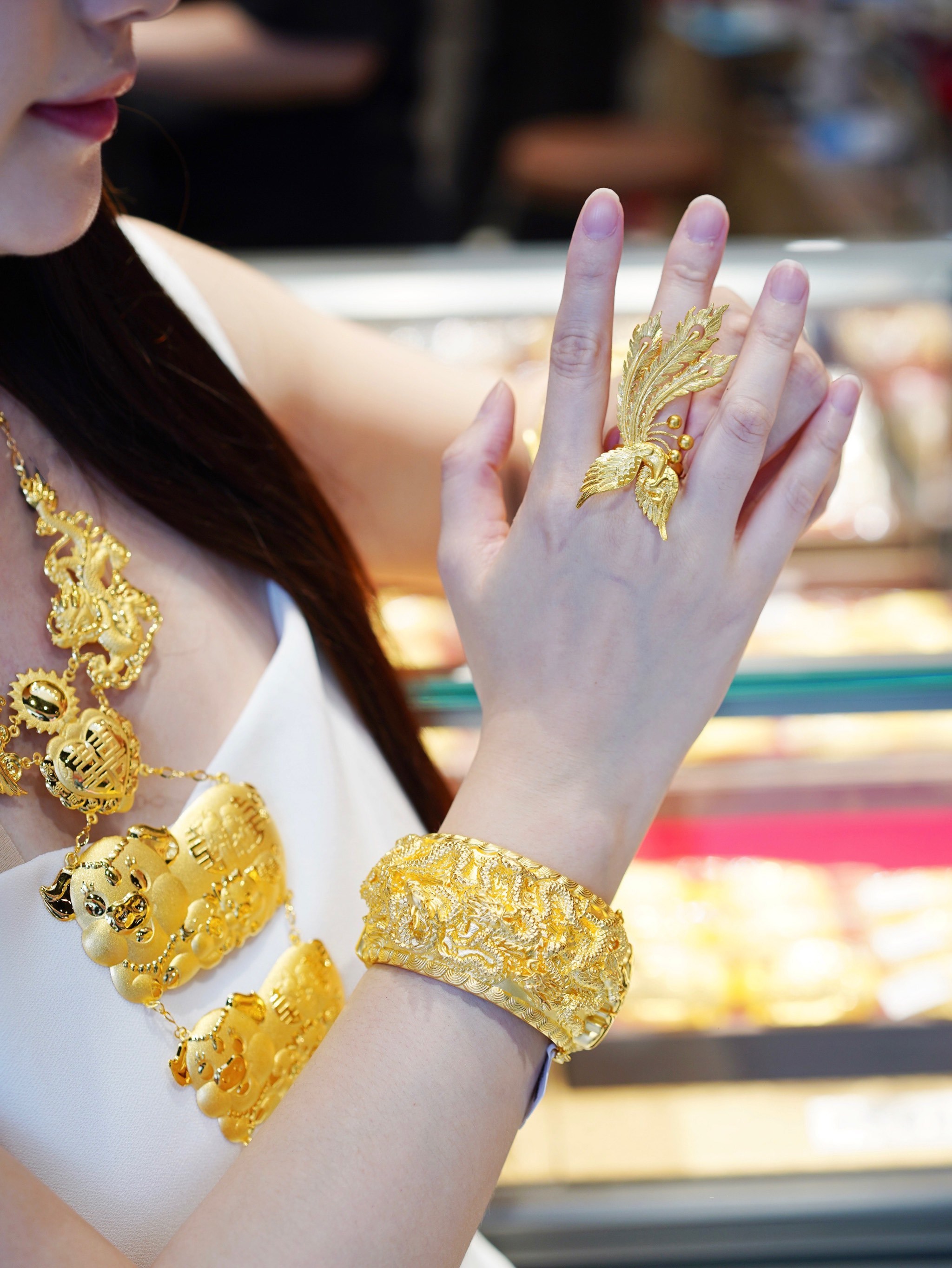 春金年会-官方体育与电竞娱乐平台实时赛事直播与竞猜节期间金包银的风水与传统寓意解读