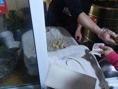 -老东门糁烫面角总店