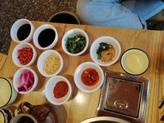 -阿婆情腊排骨火锅(金虹路店)