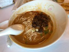 -晶荷轩(香港迪士尼乐园酒店)