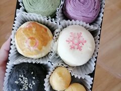 五彩缤纷六粒装-北京稻香村(长白岛店)