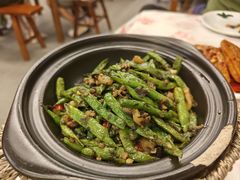 -堂瓦里·33年传统赣菜(第一街区店)