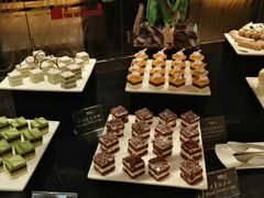 -上海西藏大厦万怡自助餐厅(徐汇店)