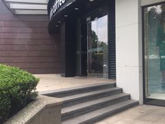 -瑞幸咖啡(怡富广场店)