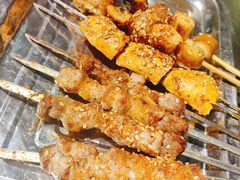 -马路牙子烧烤音乐酒馆(望京店)