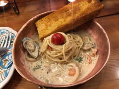 -I HOLIC艾豪丽披萨(KKone店)