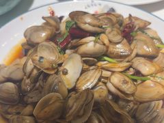-嗨辣小聚·盘锦河蟹·海鲜烧烤龙虾(盘锦十年好店)