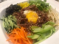 韩式肥牛拌饭-博姆炸鸡精品餐厅(常发广场店)