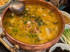 能喝汤的酸菜鱼-0776食堂·京城创意菜(七里庄店)