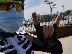 -宝瑞门钉肉饼店