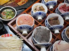 九宫格锅底-重庆古老火锅