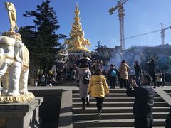-峨嵋山金顶