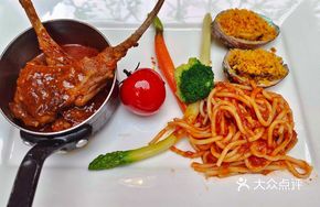 Pan-Seared Premium Lamb Chops