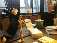 -阅西安新华书店(翠华南路店)