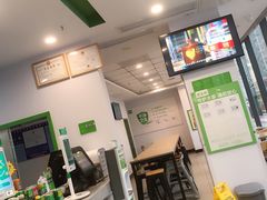 -老乡鸡(武汉中南梅苑小区地铁站店)