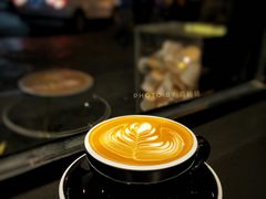 Latte-black rainbow coffee