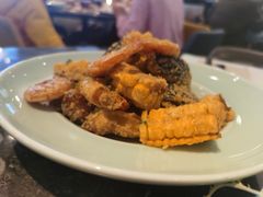 -港丽餐厅(高德置地店)