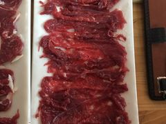 现切嫩牛肉-为什么牛潮汕牛肉火锅(中信广场店)
