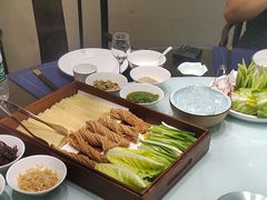-湖畔鲁菜·二十年老字号餐厅(大明湖店)