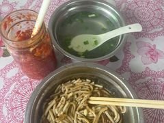 -灵山卢梅燕粉店