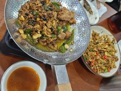 -湖南人家湘菜馆(镇江路店)
