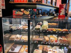面包甜点陈列柜-星巴克臻选(华堂·新辰汇店)