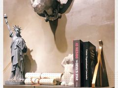 -HIGH FIVE哈福手工汉堡(桂林路店)