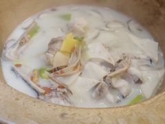 -滇香肴·云南菜蒸汽石锅鱼(云南北路店)