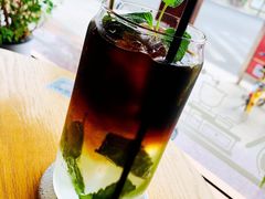 -ZING COFFEE 镜咖啡