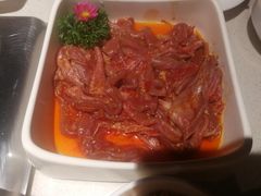 -海底捞火锅鲜切牛肉主题店(长寿路店)