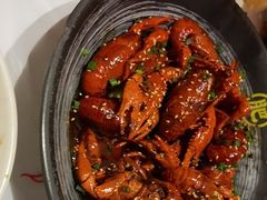 -肥肥虾庄·金牌油焖大虾(汉口城市广场店)