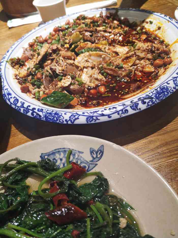 蓉香人民食堂(卓锦城店)-"人民食堂吃过几次,菜品味道是没有问题,但.