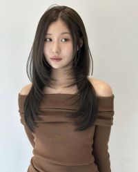 -镁连社·美联社