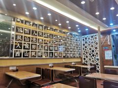 大堂-顺溜·手工刀削面·黑金店(铜锣湾店)