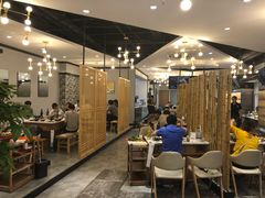 大堂-屋头串串(新街里店)