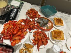 -金马门国际美食百汇(珞喻路店)