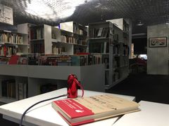 图书馆-北京法语培训中心·法语联盟(三里屯光彩校区)